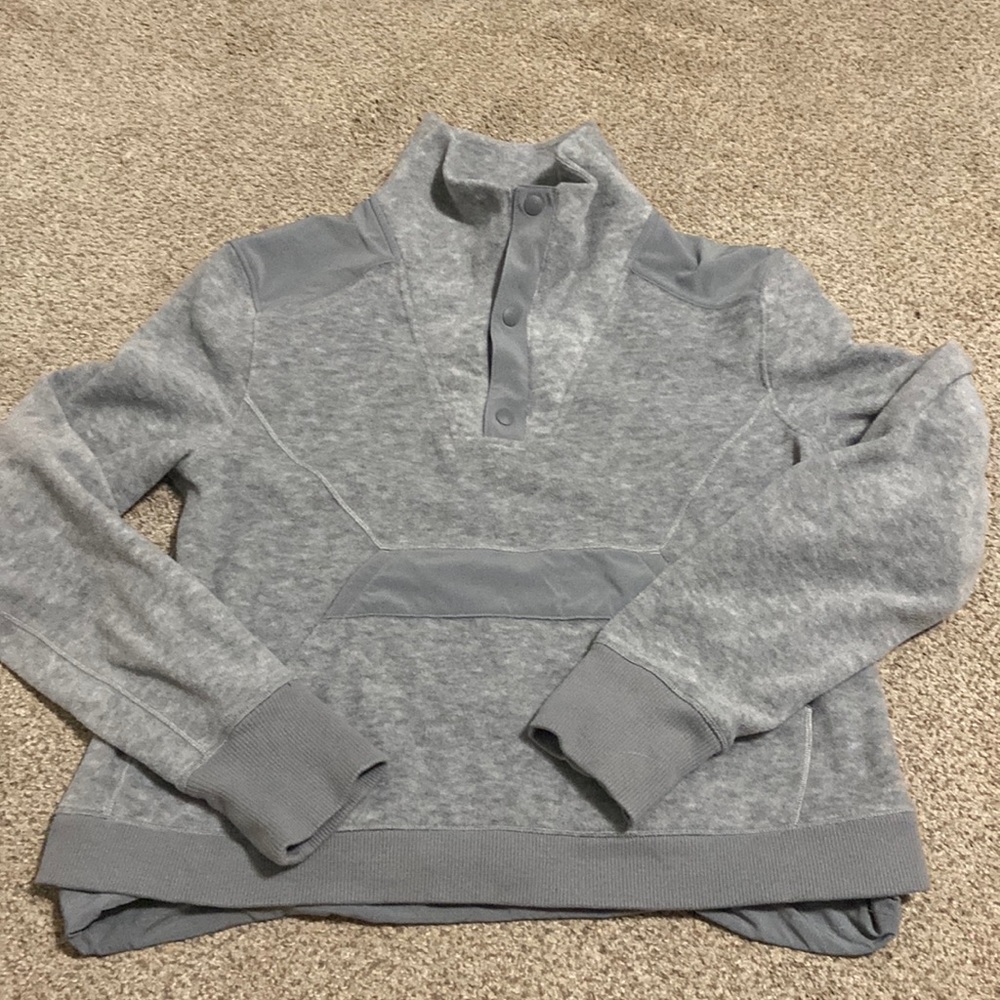 Lulu lemon button down